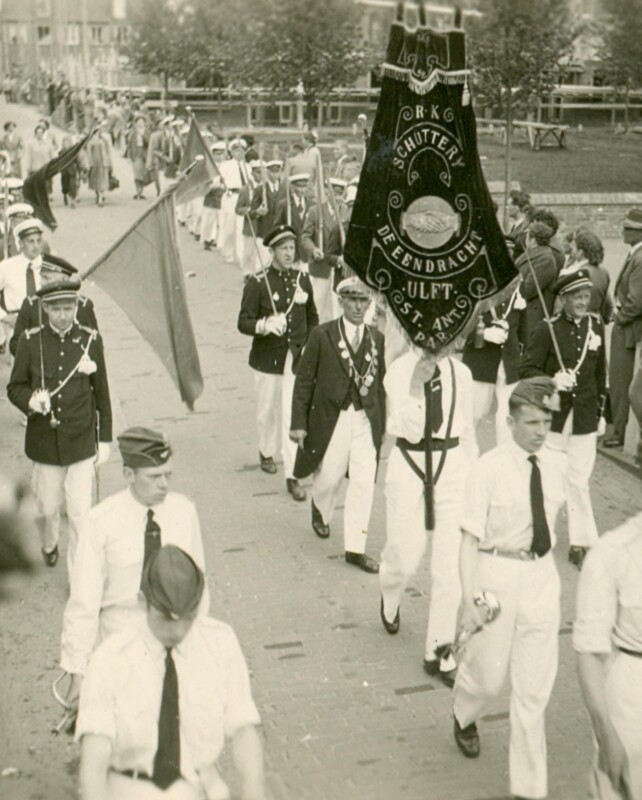 het korps in de eerste jaren